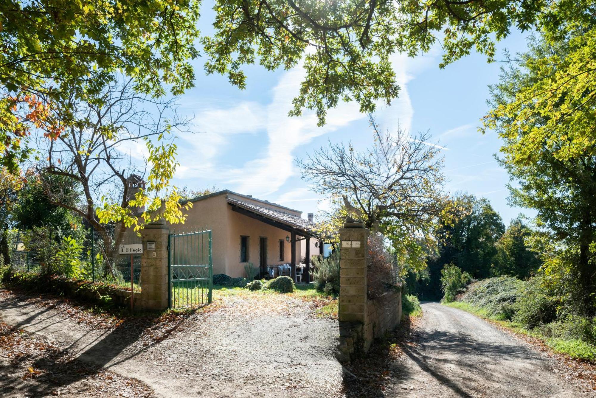 Relais Il Ciliegio Aparthotel Sorano  Bagian luar foto